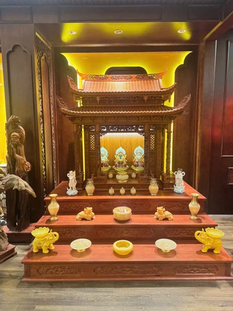 Bộ mái chùa trong không gian trưng bày
