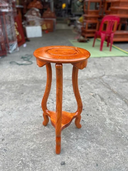 đôn 3 chân 60